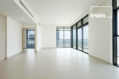 Top Floor | Corner Unit | 2 Parkings