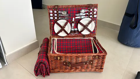 Wicker Picnic Basket Set with Mat and Cutlery