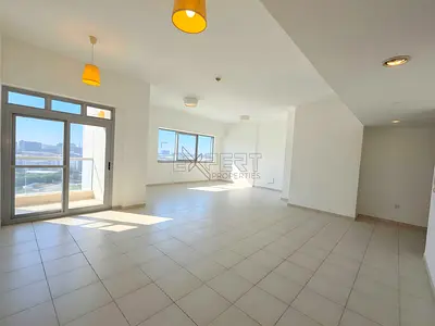 Luxury Unit + Maid |Near Metro | Burj Khalifa View