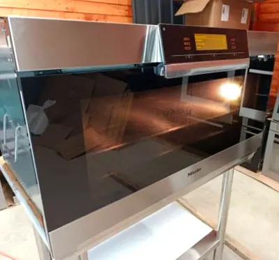 Miele H5981BP 90cm Self Cleaning Pyrolytic Ovens