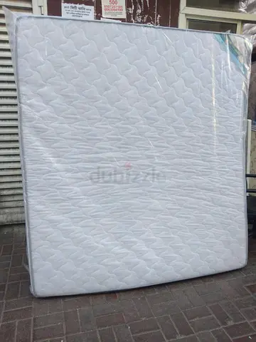 180x200cm King size mattress. All times delivery available