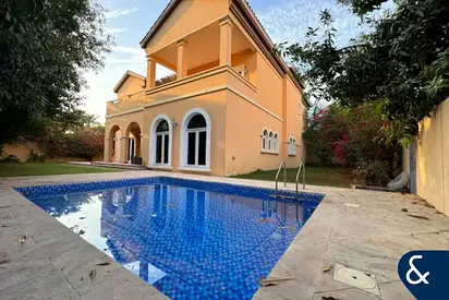 Beautiful | 5 Bedrooms | Pool | Vacant Now