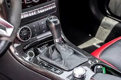 صورة 16 لـ 2012 Mercedes-BENZ SL