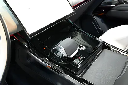 2025 LAND Rover RANGE ROVER SPORT — миниатюра 11