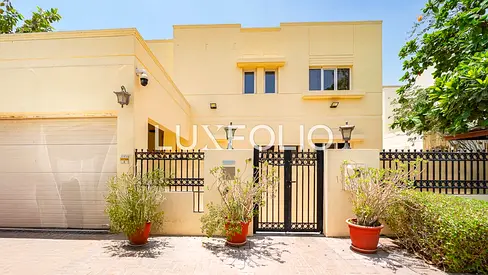 6 Bedrooms | Fully Upgraded and Extended | Vacant on Transfer