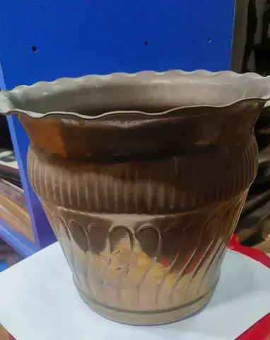 Decorative pot 22cm height,26cm length