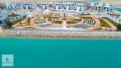 READY NOW | HIGH RENTED | WATERFRONT | INVESTMENT | 5 BEDS