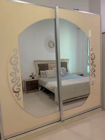 Sliding Door Wardrobe with Large Mirror Design