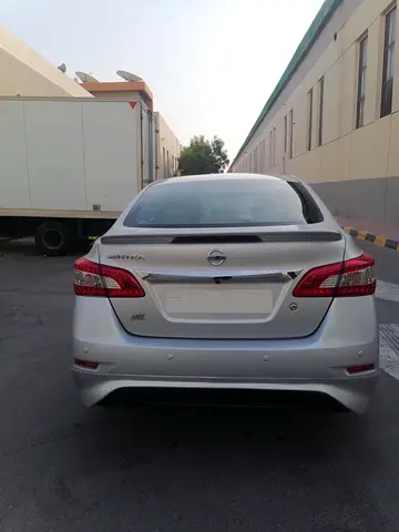 2019 Nissan SENTRA 缩略图 2