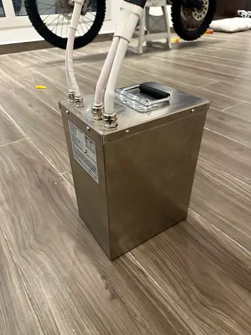 76V 40Ah Battery + Charger