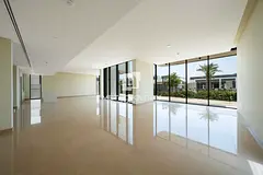 Luxurious | Prime First Row | Open Lake View