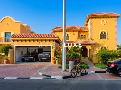 Elegant 5BR + Maid | Big Garden | Unfurnished