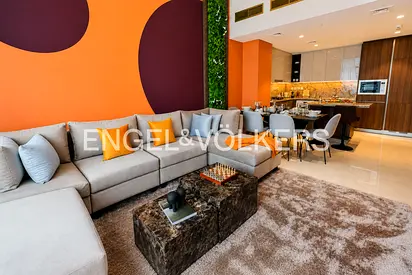 Luxurious | Upgraded | Bright & Spacious
