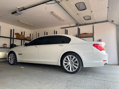 2009 BMW 7-SERIES 照片 2