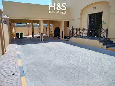 Spacious 6 BR Villa | Near Mall of the Emirates