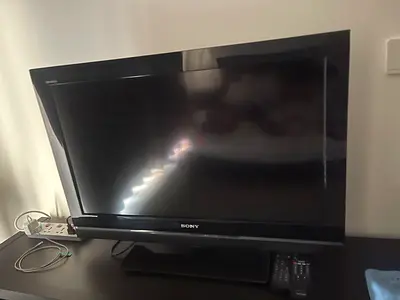 Sony TV 100 dirham