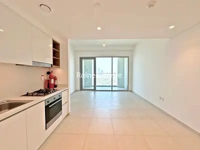 High Floor | Chiller Free | Ready Move In