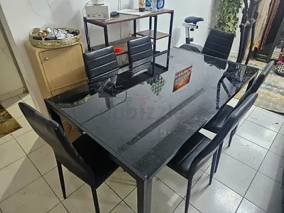 Black Glass Top Dining Table with 6 Leather Chairs - Good Condition