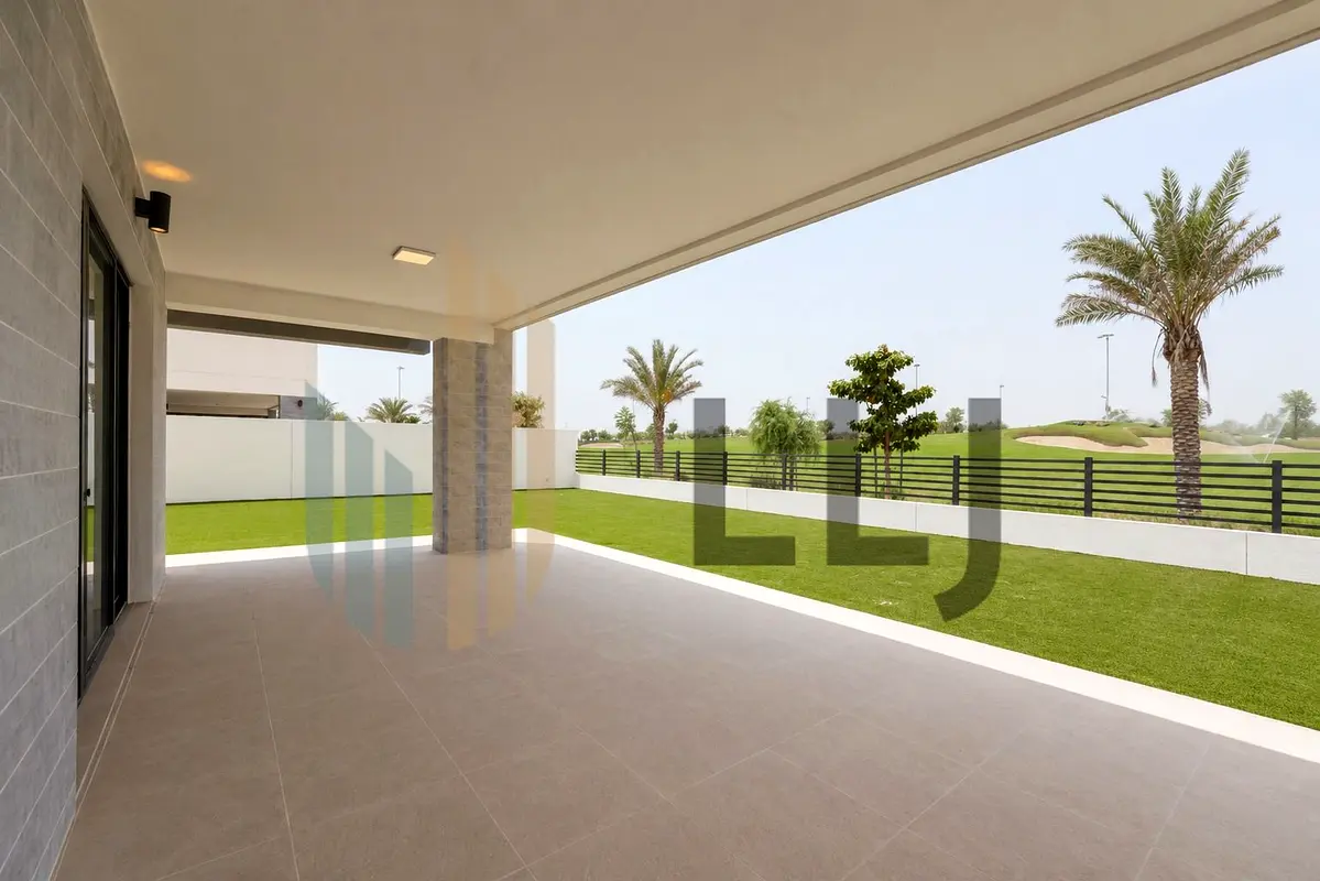 Fairway View | Spacious Garden | First Occupier