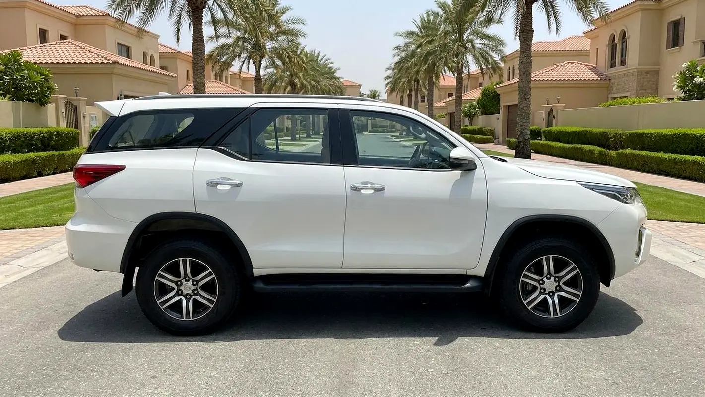 Toyota Fortuner 2024