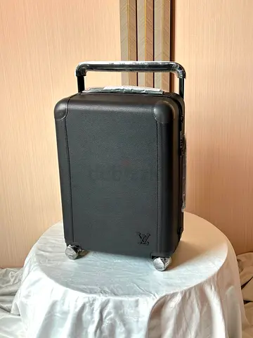 Louis vuitton Horizon 55 LV suitcase