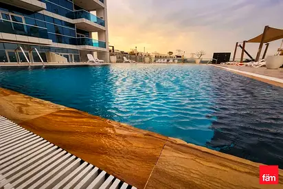 High Floor Jvt Villas And Park Views Ready