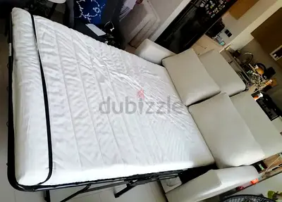 Comfortable Foldable Sofa Bed in White Fabric