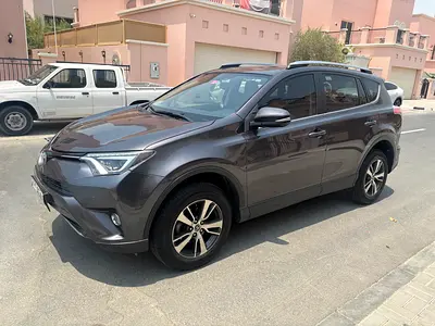 2018 Toyota RAV 4 — фото 1
