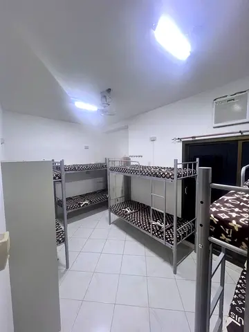 Female bed space 600 near gold souk metro
