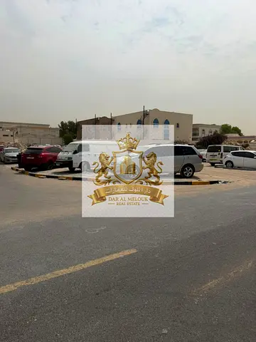 للبيع | أرض سكنية مميزة في اليرموك – الشارقة
📍 موقع استثنائي على الشارع الرئيسي مقابل نستو وتساهيل
📍 أرض زاوية على شارعين قار بموقع حيوي ومميز.