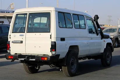 2026 Toyota LAND CRUISER 70 SERIES — фото 3