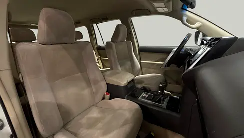 2023 Toyota PRADO 照片 6