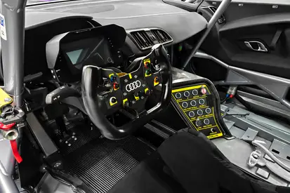 2021 AUDI R8 — миниатюра 8