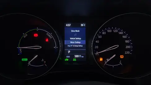 صورة 9 لـ 2023 Toyota C-HR