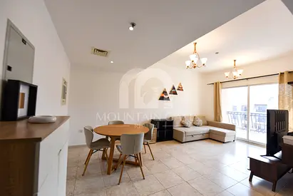 Elegant Living | Fully Furnished | Pool View