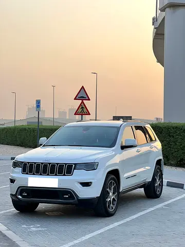 Jeep Grand Cherokee Limited 2018 | GCC Specs | Pristine Condition