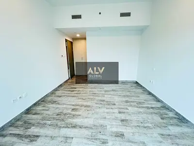 1 bedroom with 2 washroom available at best price in prime location