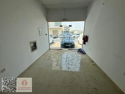 محل تجاري للإيجار السنوي في عجمان – الروضة 1  فرصة مميزة لاستئجار محل تجاري في منطقة الروضة 1 – عجمان، بموقع حيوي ومناسب لمختلف الأنشطة التجارية، مع س