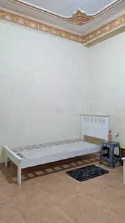 Studio sharing bedspace available for 1 person from September 1st
