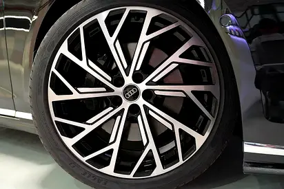 2023 AUDI A8 — миниатюра 12