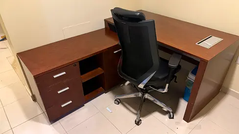 L-shaped Wooden Office Desk with Drawer Unit and Ergonomic Chair