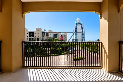 Burj Al Arab View | Vacant | Modern Premium Unit