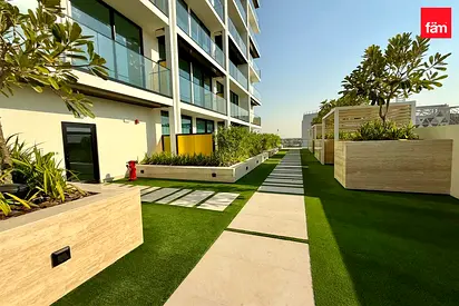 Fully Furnished Studio, Maintained APT