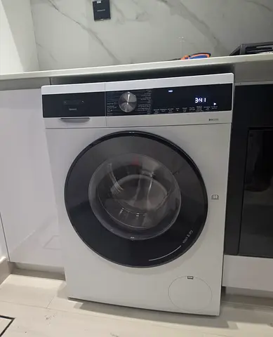Free Delivery- SIEMENS iQ300 2in1 9KG Washer 6KG 💯 Dryer Clothes Latest Model With Digital Clock