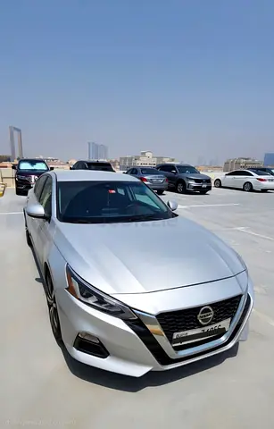 Nissan Altima SR 2020 - Sport Edition - American Specs