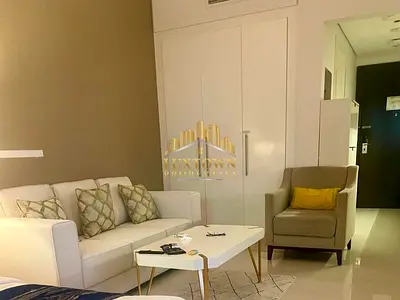Upgraded - Huge Layout - Near Downtown
