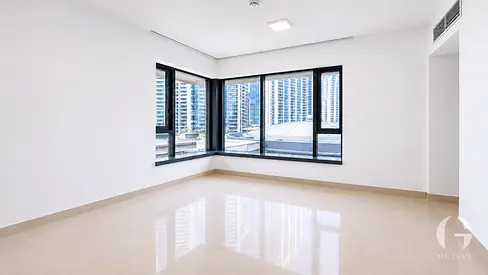 Spacious Apartment | Prime Location | Modern