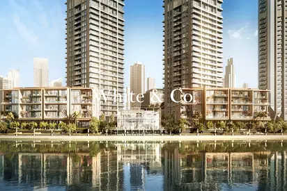 Canal View | Large Layout | Luxury Living
