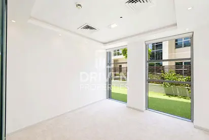 Vacant Office Unit | Low Floor | Near Metro
