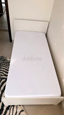 Bed with mattress and mattress protector — a complete set! Size: 95 × 190. Pick up from JVC.